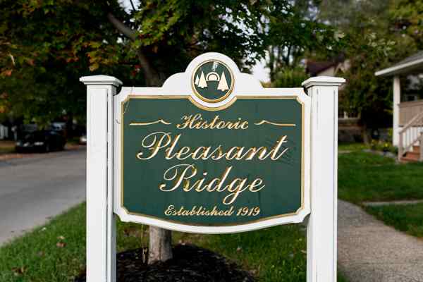 historic Pleasant Ridge sign